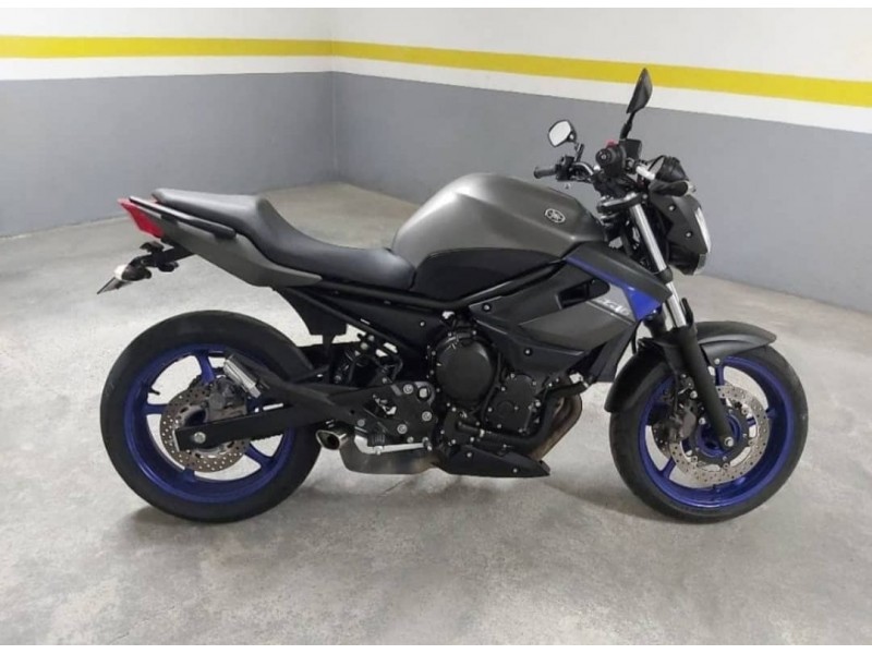 Yamaha XJ6 (2004) - Decoração Lateral